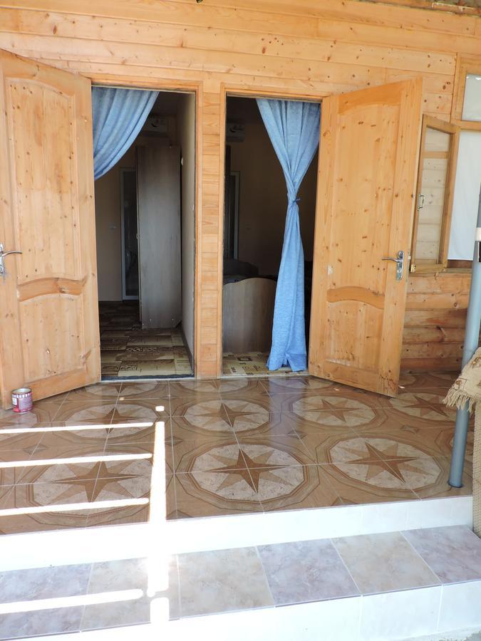 Guesthouse U Moti New Athos Exterior foto